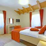Nyaraló Pilato Vižinada